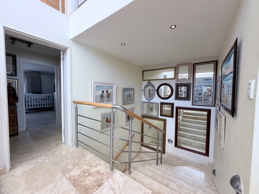 7 Bedroom Property for Sale in Bloubergstrand Western Cape